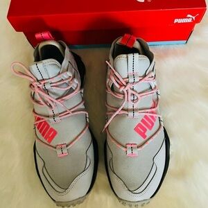 PUMA Ember Demi Trail Women's Hiking Shoes, Sz. 9.5